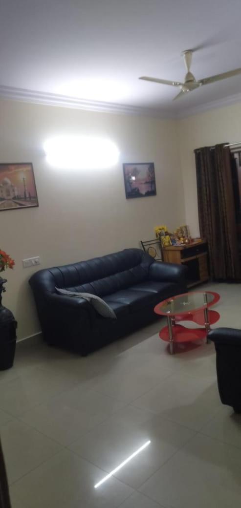 Brookside Service Apartment Бангалор Экстерьер фото